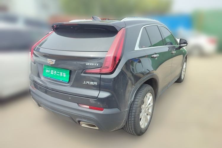 Used Cadillac XT4 2018 28T Two-Wheel Drive Tech Version Rear Right 45 Deg
