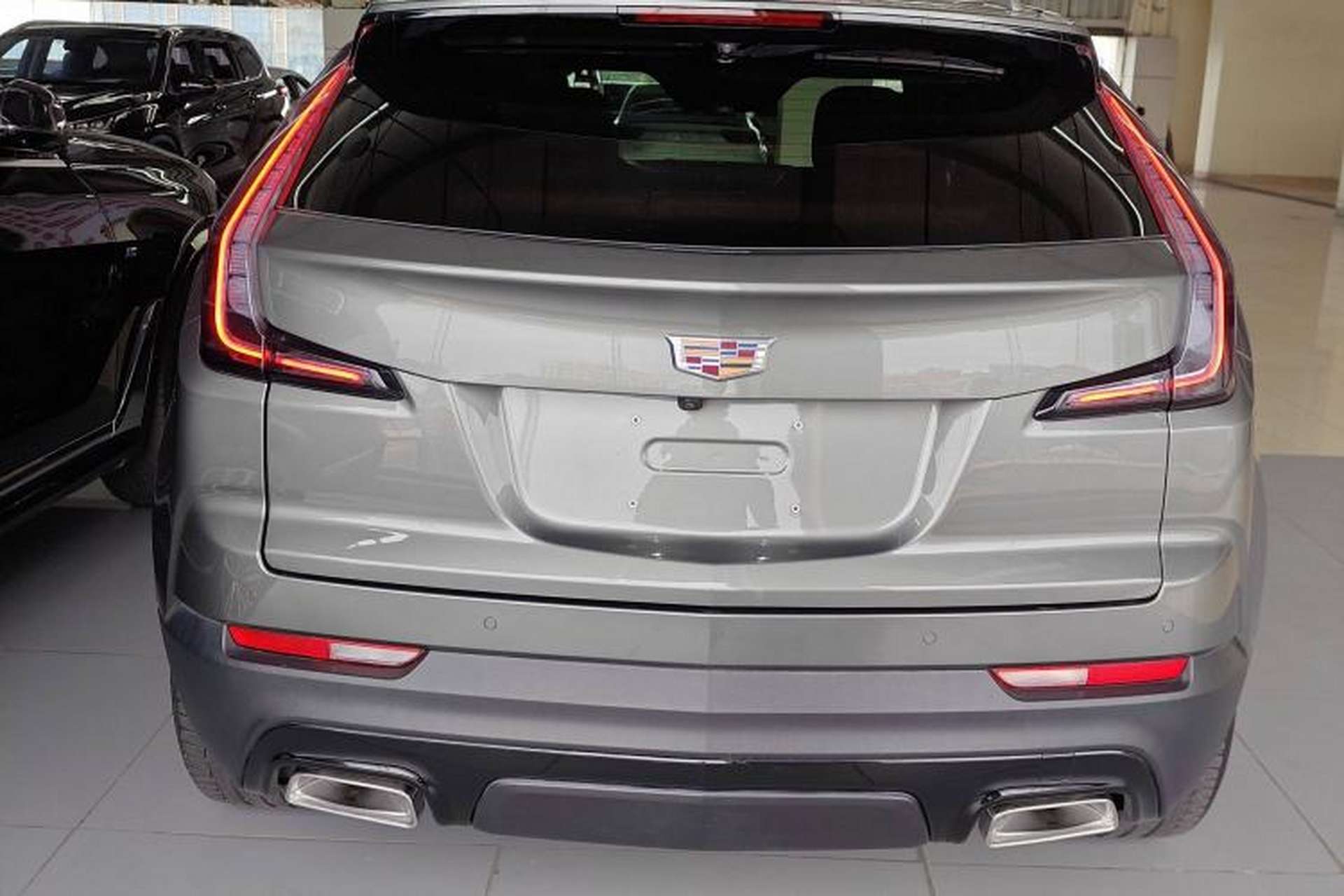 Used Cadillac XT4 2018 28T 4x4 Platinum Edition Rear