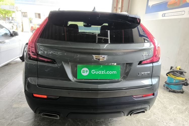 Used Cadillac XT4 2018 28T Two-Wheel Drive Tech Version Rear