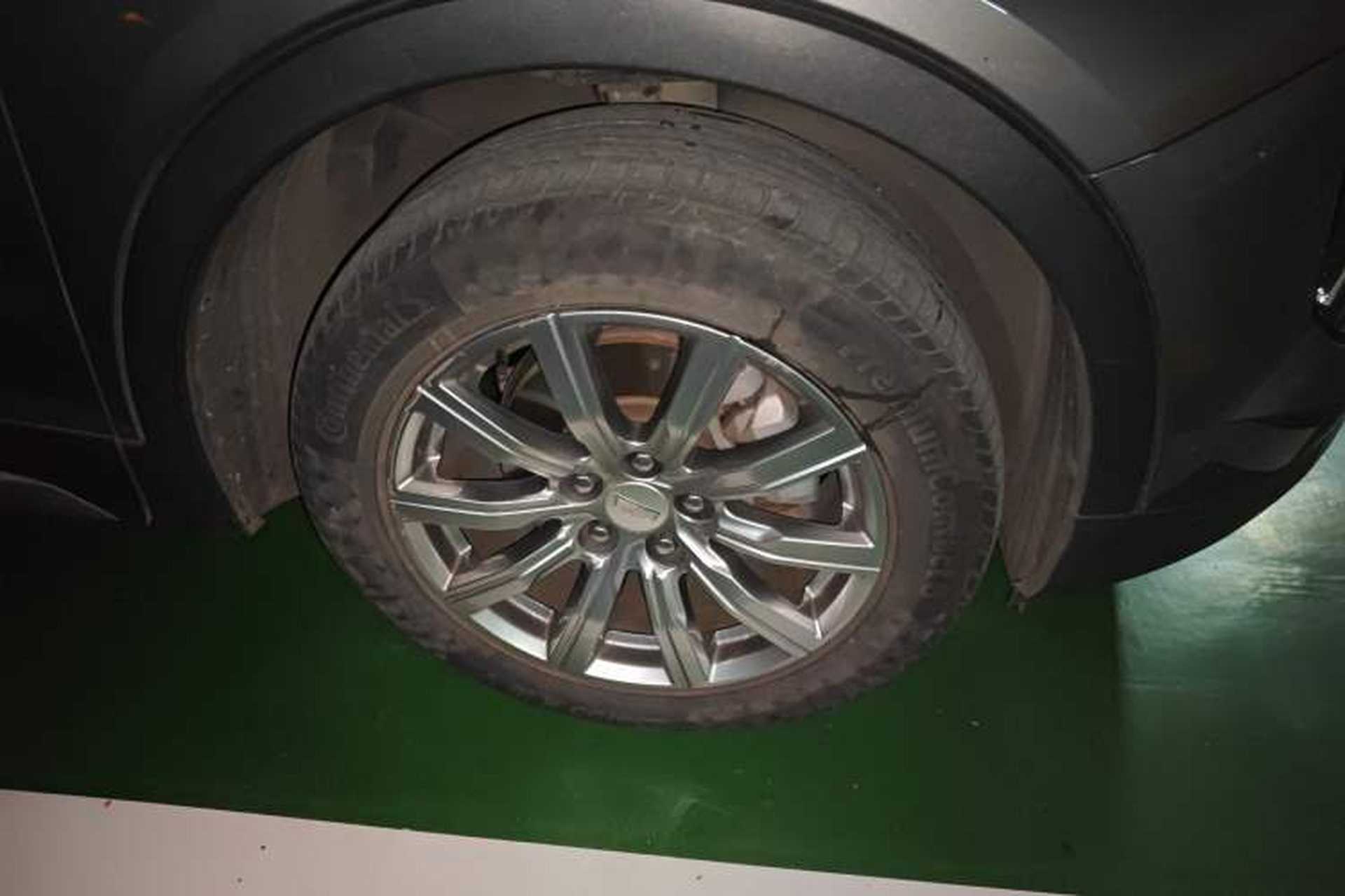Used Cadillac XT4 2018 28T Two-Wheel Drive Leading Version Right Front Wheel Hub