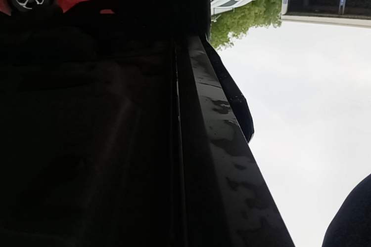 Used Cadillac XT4 2018 28T 4x4 Platinum Sport Edition Right Side Sill