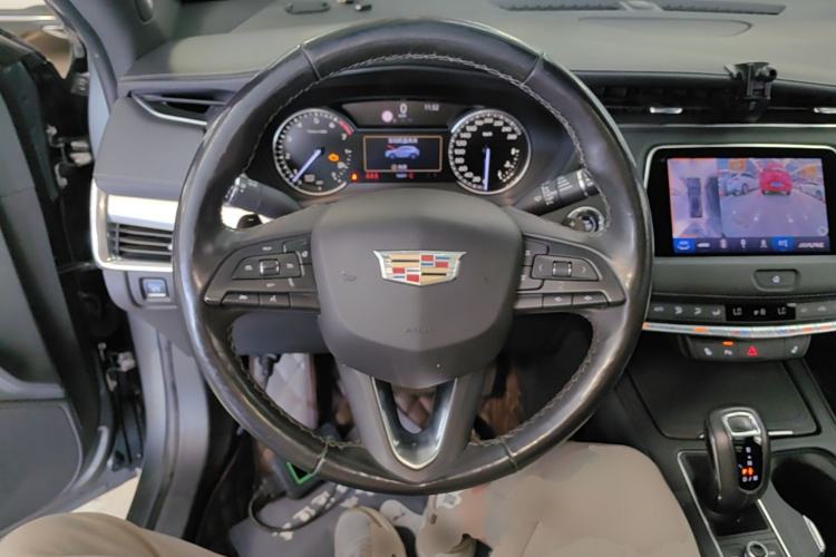Used Cadillac XT4 2018 28T Two-Wheel Drive Leading Version Steering Wheel