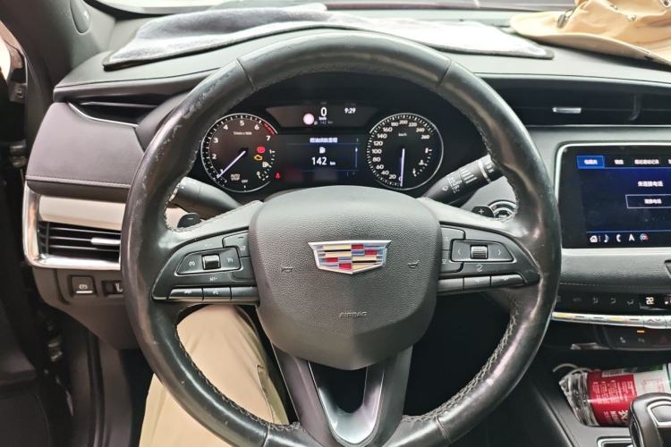 Used Cadillac XT4 2018 28T Two-Wheel Drive Leading Version Steering Wheel