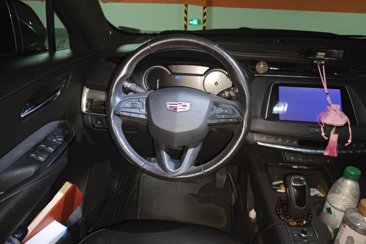 Used Cadillac XT4 2018 28T Two-Wheel Drive Leading Version Steering Wheel