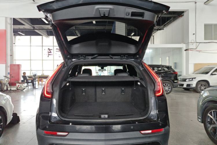 Used Cadillac XT4 2018 28T Two-Wheel Drive Luxury Sport Model Trunk