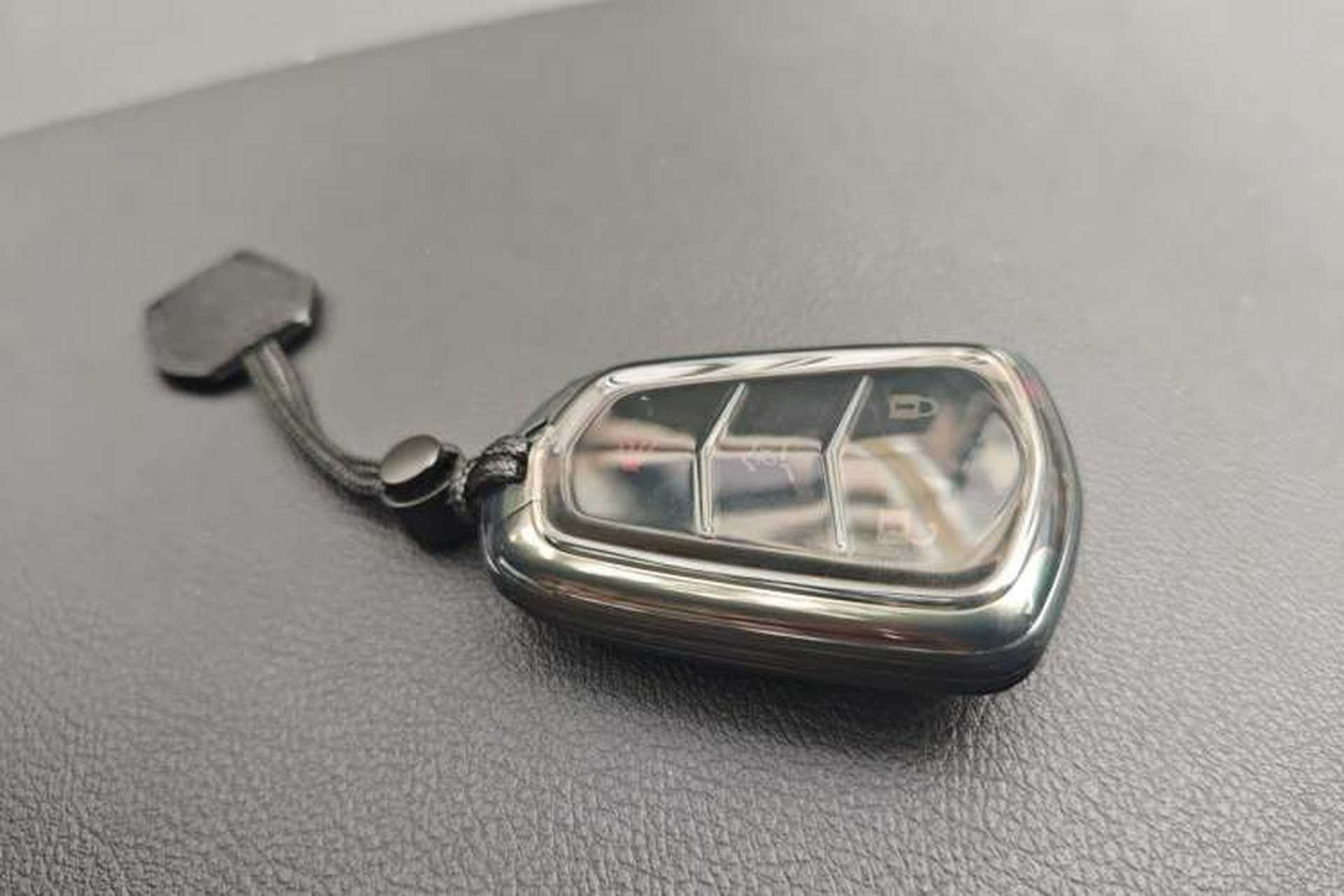 Used Cadillac XT4 2018 28T Two-Wheel-Drive Luxury Model Vehicle Key
