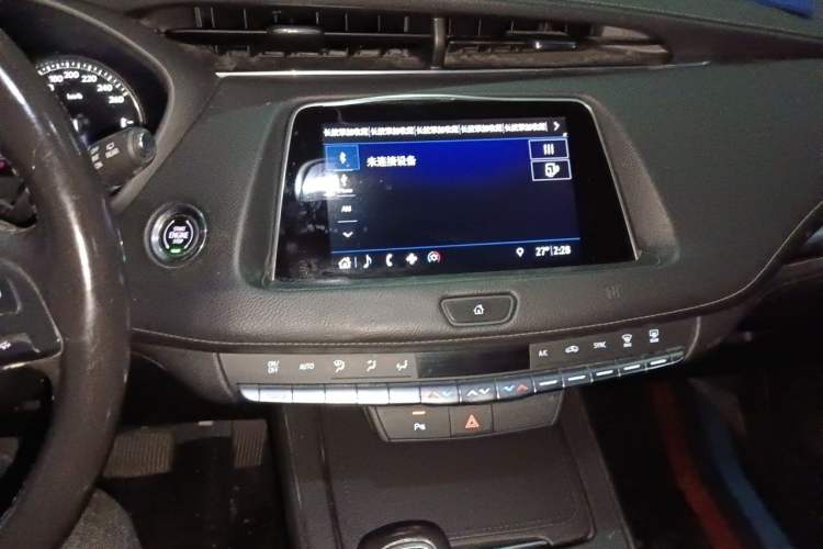 Used Cadillac XT4 2018 28T Two-Wheel Drive Tech Version Audio And AC Panel