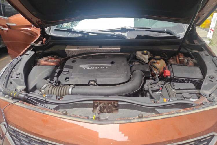 Used Cadillac XT4 2018 28T Two-Wheel Drive Leading Version Engine Bay