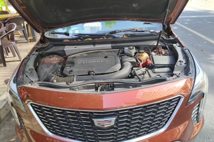 Used Cadillac XT4 2018 28T Two-Wheel Drive Leading Version Engine Bay