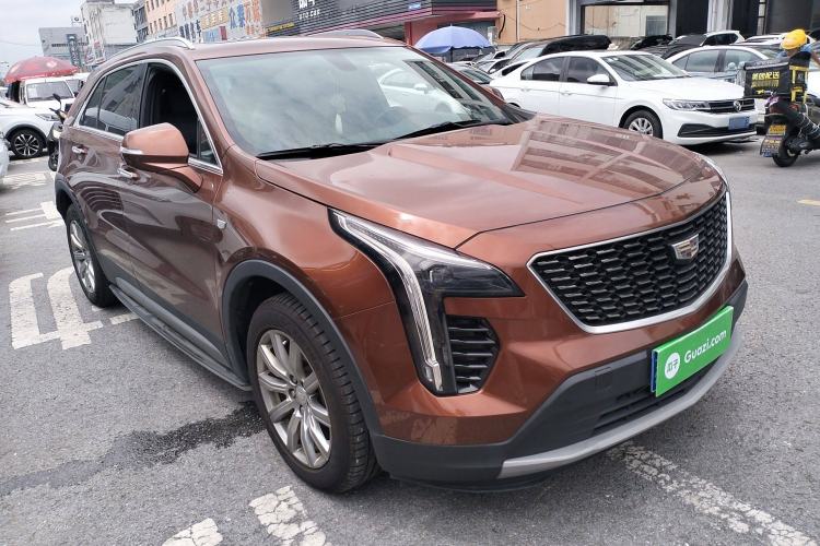 Used Cadillac XT4 2018 28T Two-Wheel Drive Leading Version Exterior 2