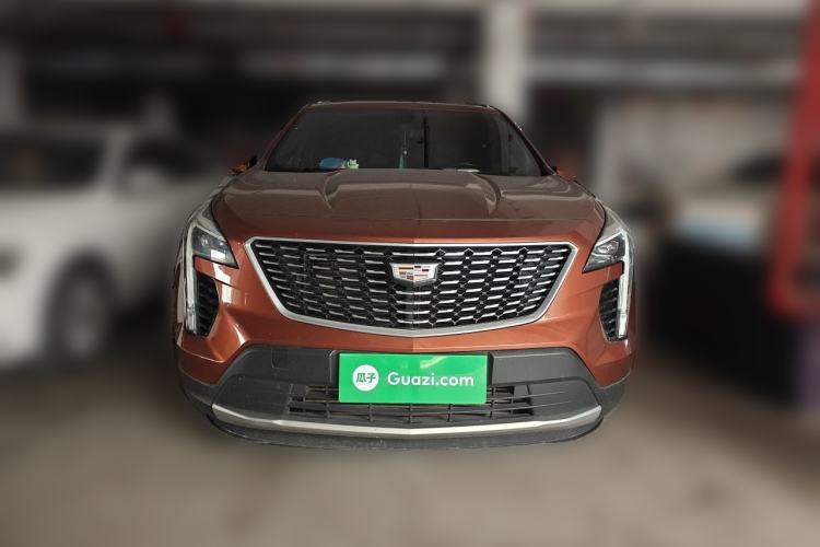 Used Cadillac XT4 2018 28T Two-Wheel-Drive Luxury Model Front