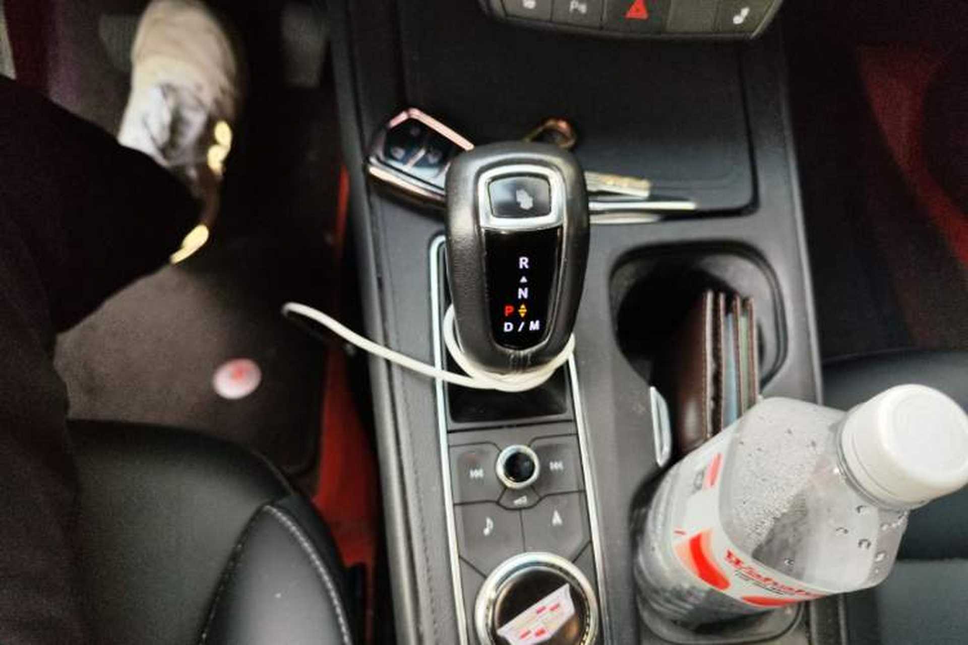Used Cadillac XT4 2018 28T Two-Wheel Drive Leading Version Gear Lever