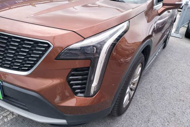 Used Cadillac XT4 2018 28T Two-Wheel Drive Leading Version Left Front Headlight