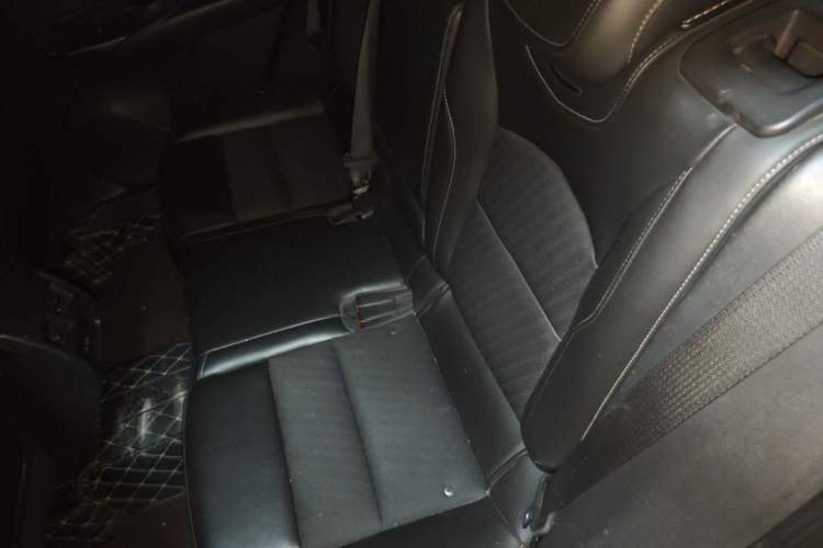 Used Cadillac XT4 2018 28T Two-Wheel Drive Tech Version Left Rear Seat
