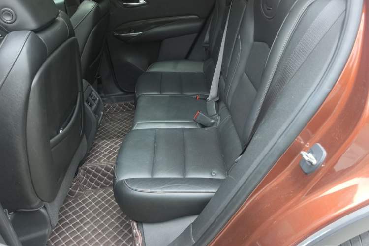 Used Cadillac XT4 2018 28T 4x4 Platinum Sport Edition Left Rear Seat
