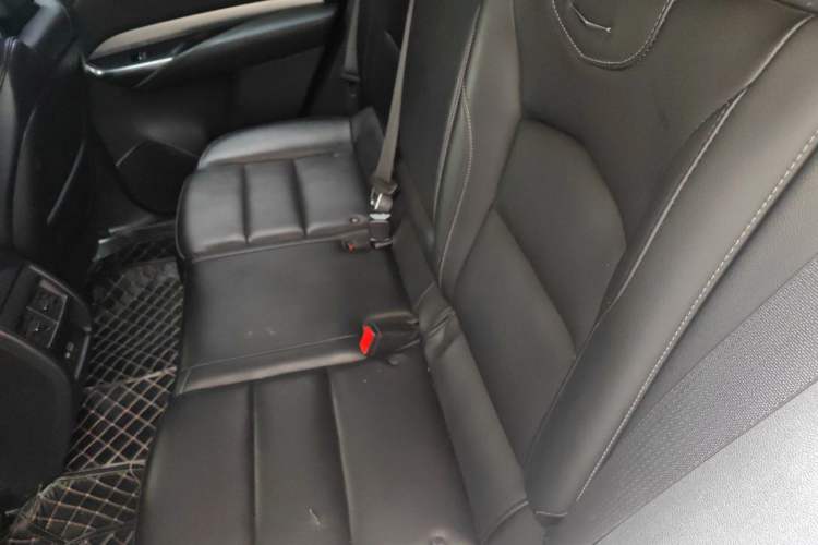 Used Cadillac XT4 2018 28T Two-Wheel Drive Leading Version Left Rear Seat