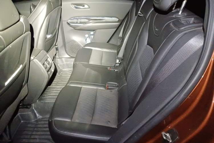 Used Cadillac XT4 2018 28T Two-Wheel Drive Tech Version Left Rear Seat