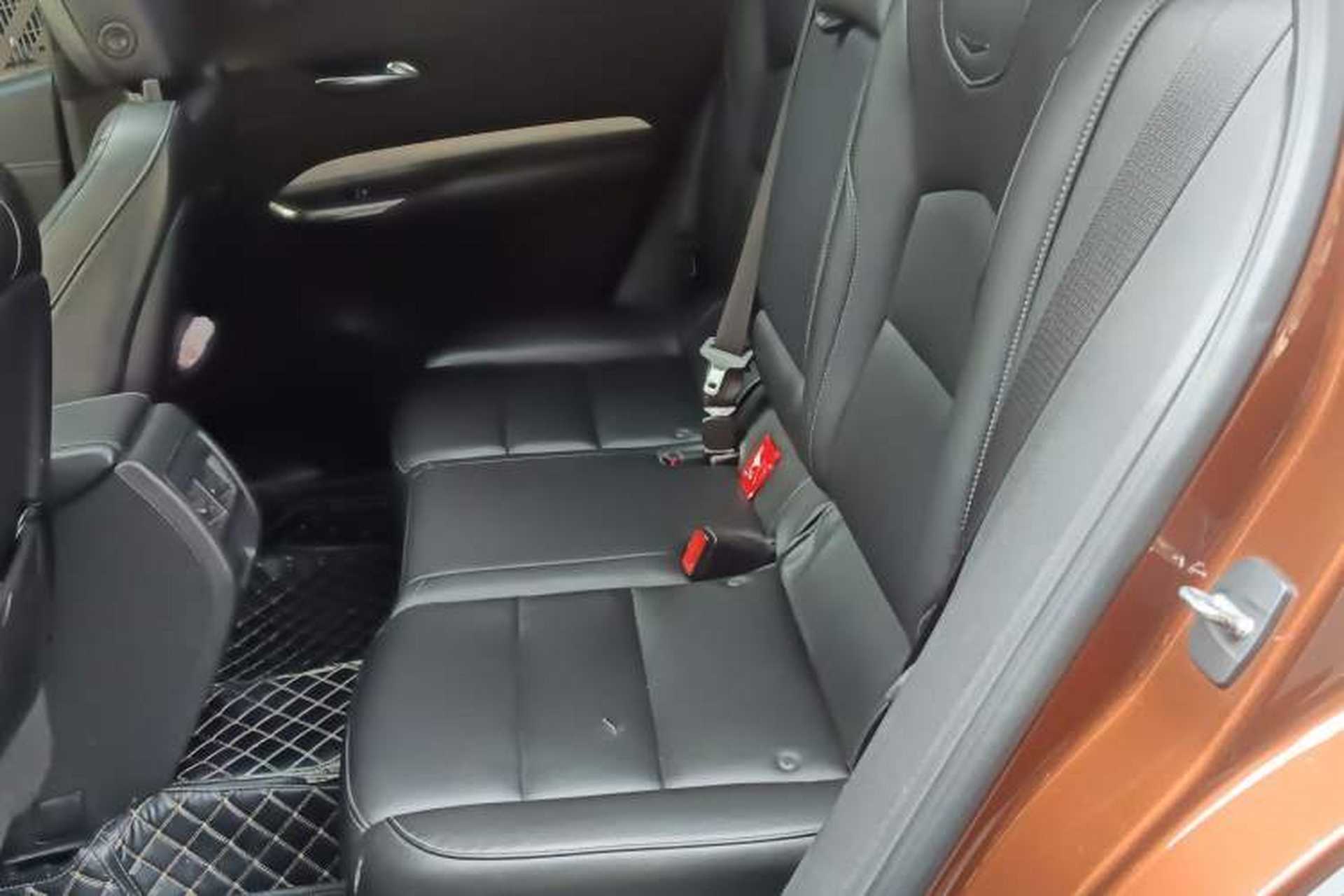Used Cadillac XT4 2018 28T Two-Wheel Drive Leading Version Left Rear Seat