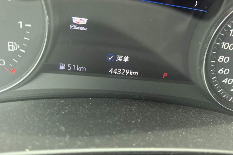 Used Cadillac XT4 2018 28T 4x4 Platinum Sport Edition Odometer Close Up