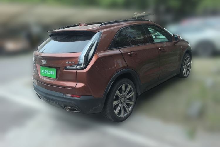 Used Cadillac XT4 2018 28T 4x4 Platinum Sport Edition Rear Right 45 Deg