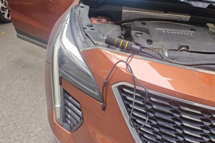 Used Cadillac XT4 2018 28T Two-Wheel Drive Leading Version Right Front Headlight