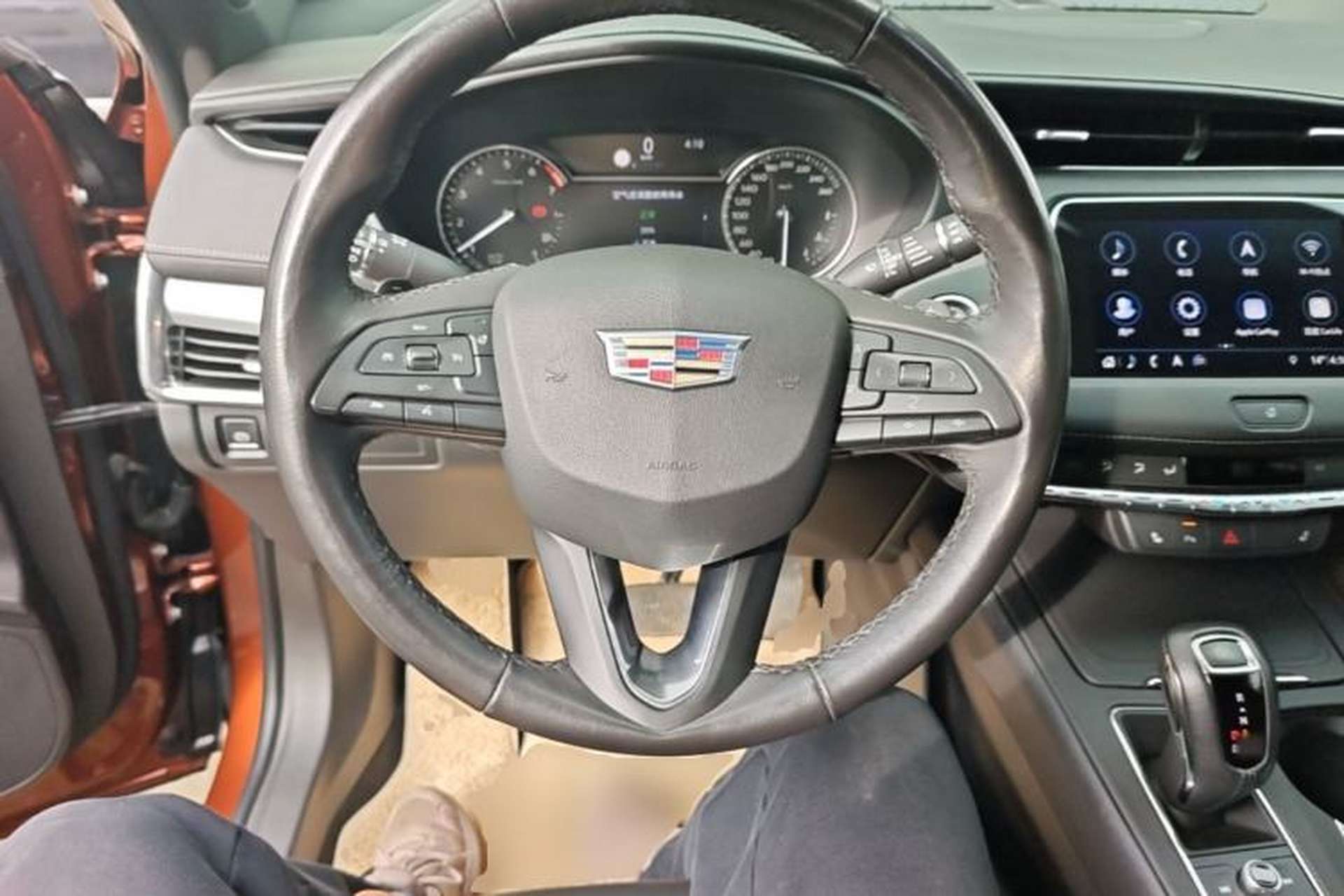 Used Cadillac XT4 2018 28T Two-Wheel Drive Leading Version Steering Wheel