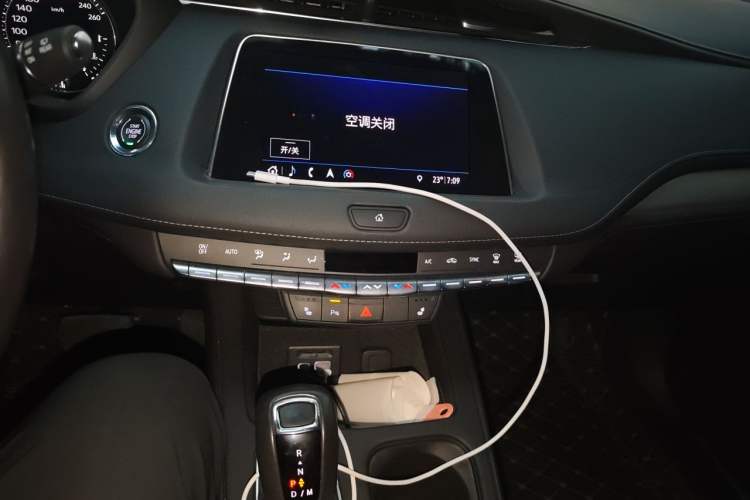 Used Cadillac XT4 2018 28T Two-Wheel Drive Leading Version Audio And AC Panel
