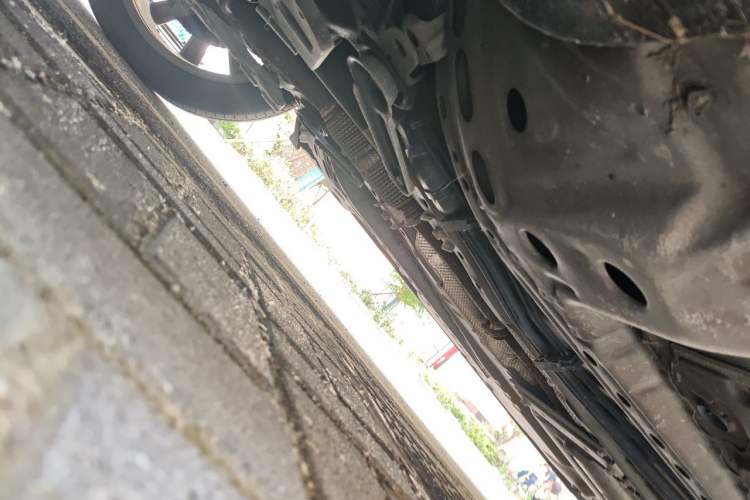 Used Cadillac XT4 2018 28T 4x4 Platinum Sport Edition Chassis Front Left
