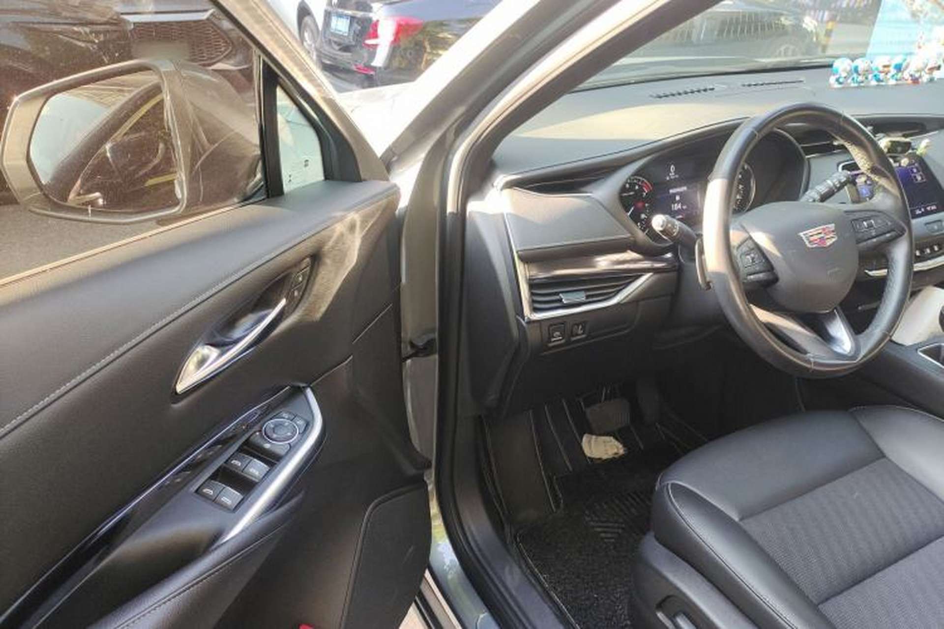Used Cadillac XT4 2018 28T Two-Wheel Drive Tech Version Driver Seat