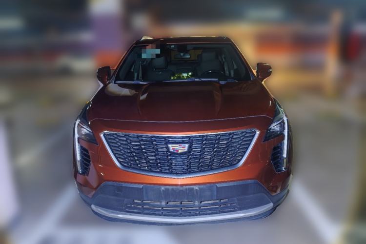 Used Cadillac XT4 2018 28T Two-Wheel-Drive Luxury Model Front