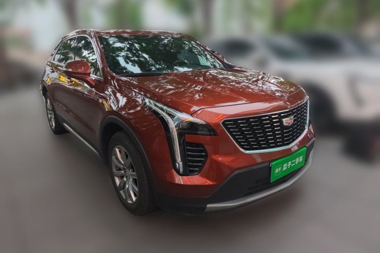 Used Cadillac XT4 2018 28T Two-Wheel Drive Leading Version Front Right 45 Deg