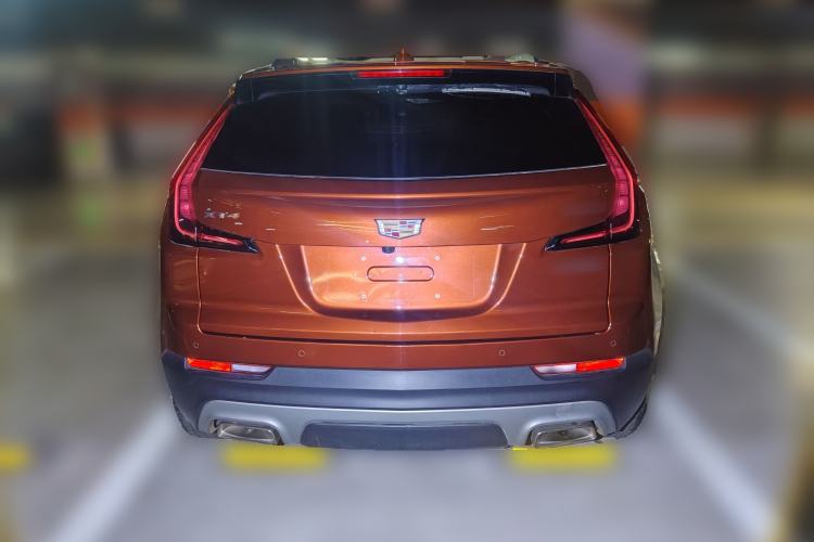 Used Cadillac XT4 2018 28T Two-Wheel-Drive Luxury Model Rear