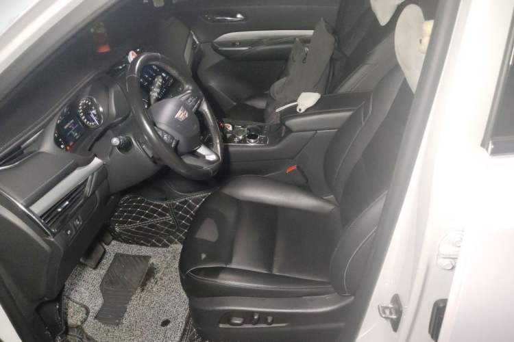 Used Cadillac XT4 2018 28T Two-Wheel Drive Leading Version Left Front Seat