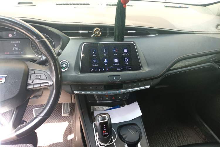 Used Cadillac XT4 2018 28T 4x4 Leading Sport Model Audio And AC Panel