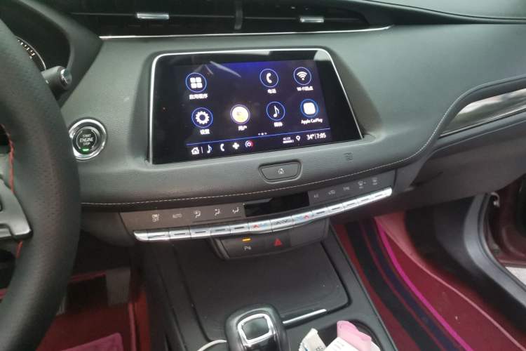 Used Cadillac XT4 2018 28T Two-Wheel Drive Tech Version Audio And AC Panel