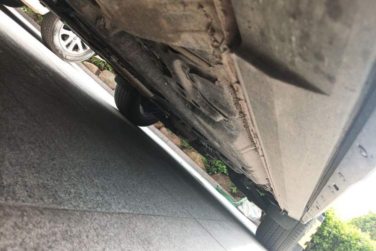 Used Cadillac XT4 2018 28T 4x4 Leading Sport Model Chassis Front Left