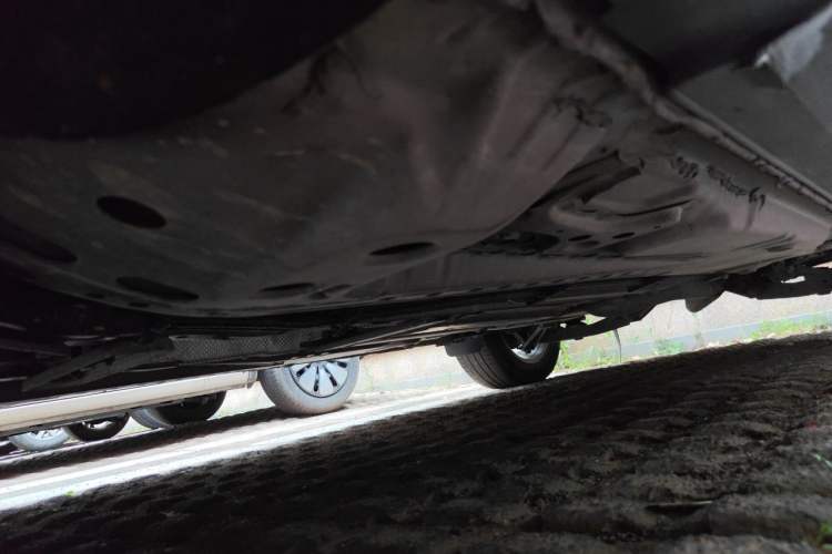 Used Cadillac XT4 2018 28T Two-Wheel Drive Tech Version Chassis Front Left