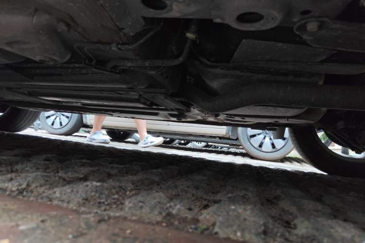 Used Cadillac XT4 2018 28T Two-Wheel Drive Tech Version Chassis Rear Left