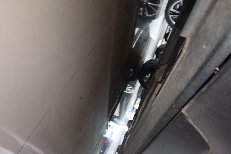 Used Cadillac XT4 2018 28T Two-Wheel Drive Tech Version Chassis Rear Right