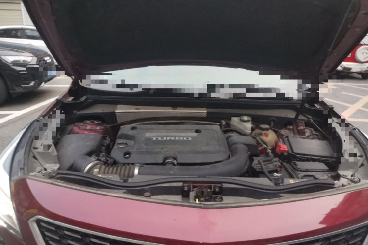 Used Cadillac XT4 2018 28T Two-Wheel Drive Tech Version Engine Bay