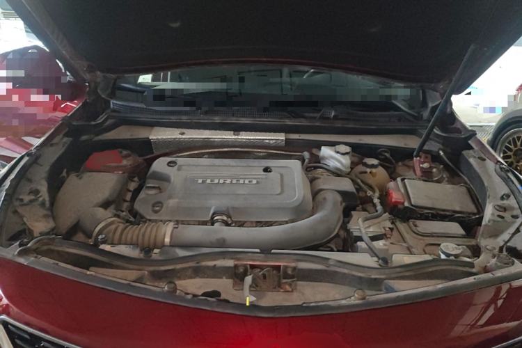 Used Cadillac XT4 2018 28T Two-Wheel-Drive Luxury Model Engine Bay