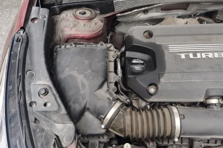 Used Cadillac XT4 2018 28T Four-Wheel Drive Leading Model Engine Bay Right