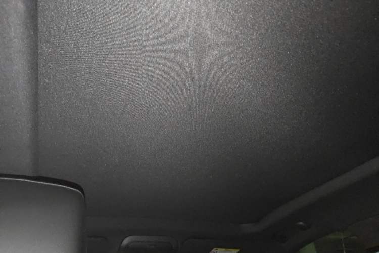 Used Cadillac XT4 2018 28T Two-Wheel Drive Leading Version Headliner