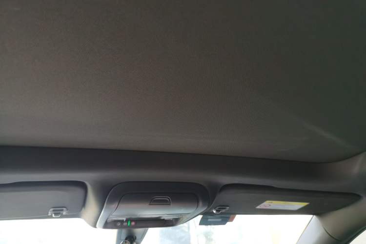 Used Cadillac XT4 2018 28T Two-Wheel Drive Tech Version Headliner
