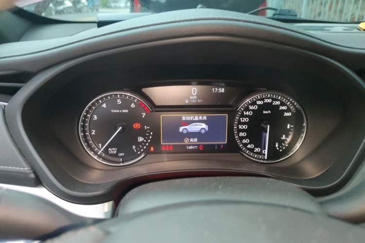 Used Cadillac XT4 2018 28T Two-Wheel-Drive Luxury Model Instrument Cluster
