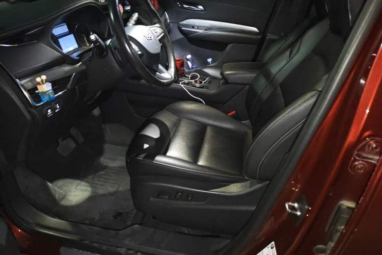 Used Cadillac XT4 2018 28T Two-Wheel Drive Leading Version Left Front Seat