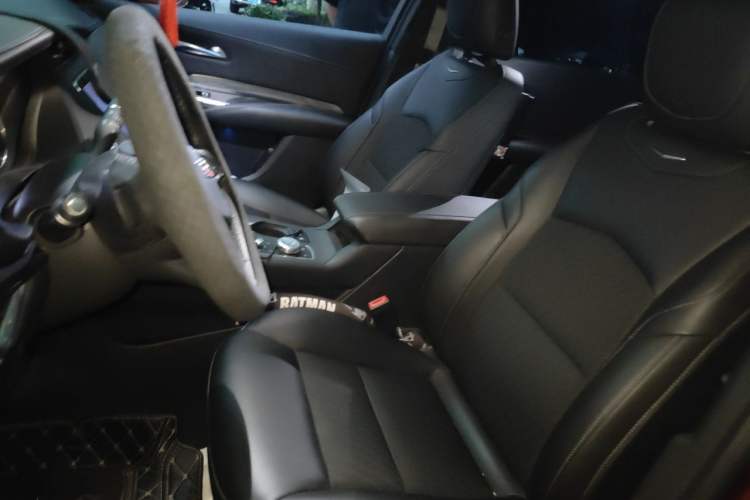 Used Cadillac XT4 2018 28T Two-Wheel Drive Tech Version Left Front Seat