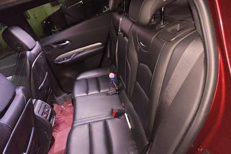 Used Cadillac XT4 2018 28T Two-Wheel Drive Leading Version Left Rear Seat