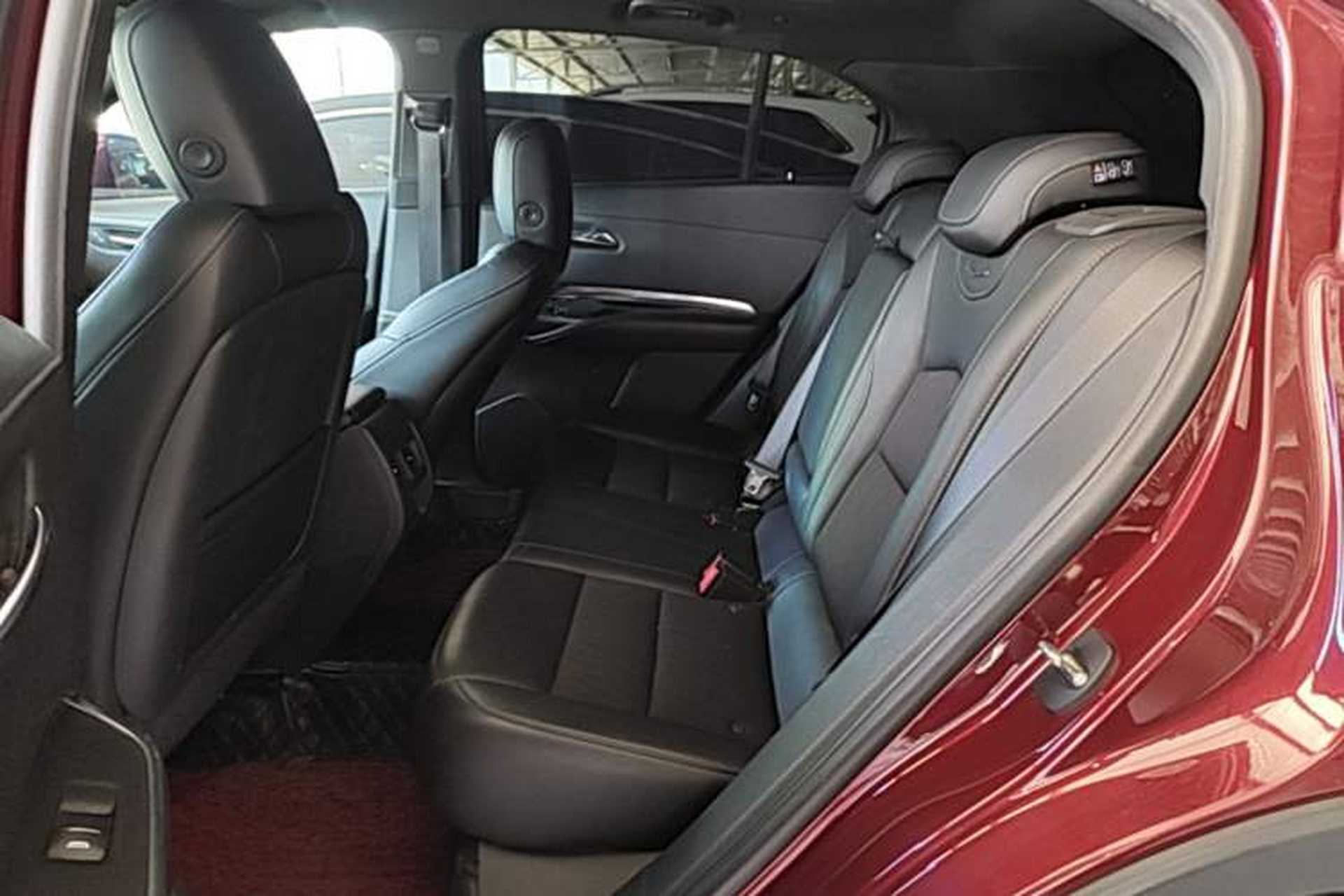Used Cadillac XT4 2018 28T Two-Wheel Drive Tech Version Left Rear Seat