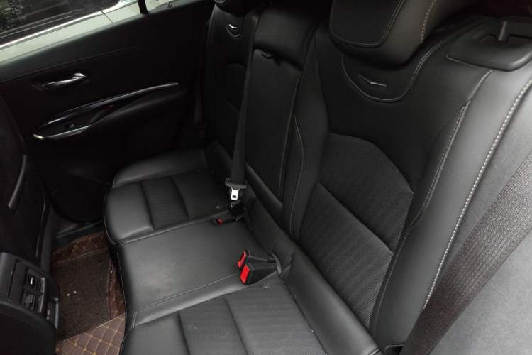 Used Cadillac XT4 2018 28T Two-Wheel Drive Tech Version Left Rear Seat